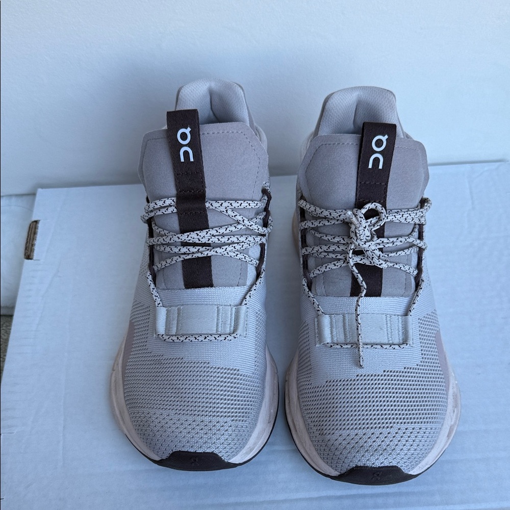 On Running Light Gray Pink Cloudnova Sneakers - Lightly Worn